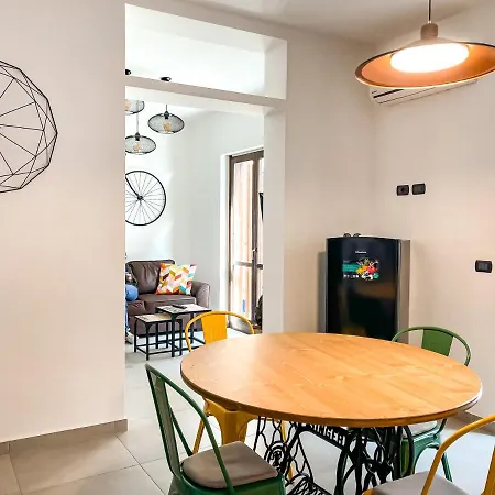Ballaraus Apartment